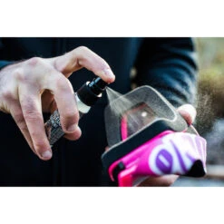 Muc-Off Anti-Fog Beschlagschutz 35 Ml 7 Muc-Off Anti-Fog Beschlagschutz 35 Ml -Fahrradteileladen muc off anti fog beschlagschutz 35 ml4