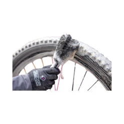 Muc-Off Brush-2 Prong 8 Muc-Off Brush-2 Prong -Fahrradteileladen muc off brush 2 prong4
