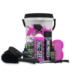 Muc-Off "Bucket" Kit