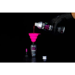 Muc-Off C3 Wet Ceramic Lube 300ml 7 Muc-Off C3 Wet Ceramic Lube 300ml -Fahrradteileladen muc off c3 wet ceramic lube 300ml3