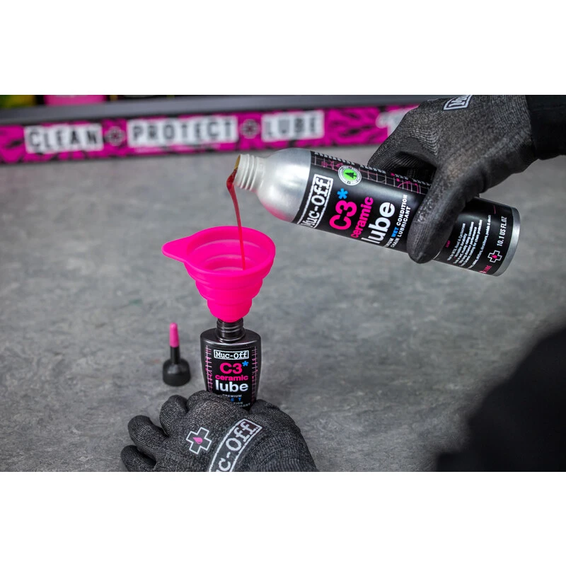 Muc-Off C3 Wet Ceramic Lube 300ml 4 Muc-Off C3 Wet Ceramic Lube 300ml - Image 4
