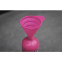 Muc-Off Collapsible Silicone Funnel -Fahrradteileladen muc off collapsible silicone funnel4