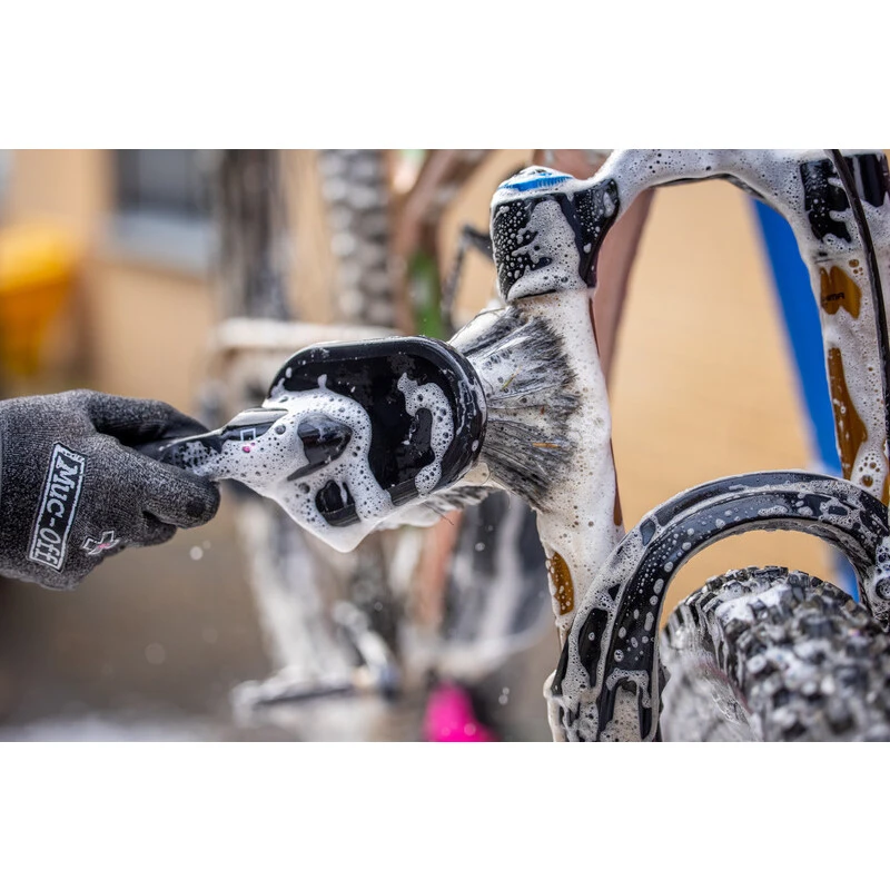 Muc-Off Soft Washing Brush 6 Muc-Off Soft Washing Brush - Image 6